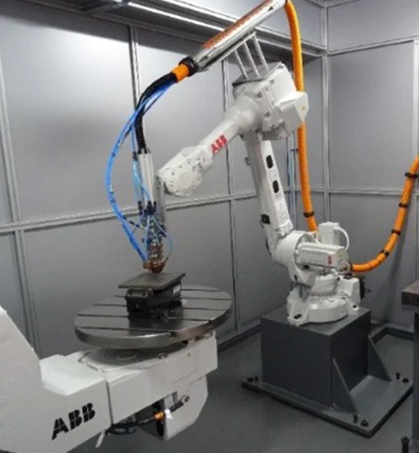 LMD y Róbotica Transforman la Impresión 3D Máquina en Funcionamiento